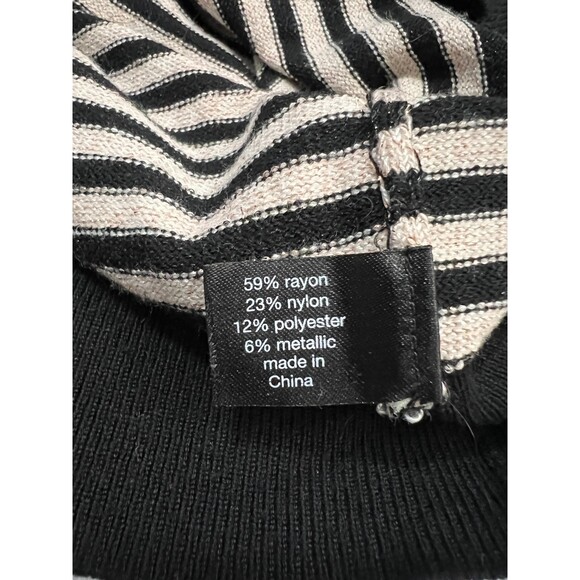 Lane Bryant Women's Black Gold Sparkle Striped Cardigan Sweater Size 26 / 28 - Picture 5 of 9